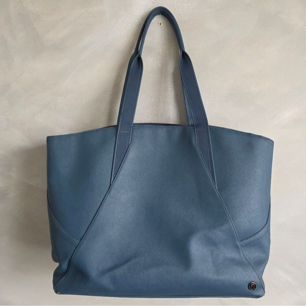 Lululemon All Day Tote Bag Gym Astro Blue 20x13 Pilates Travel